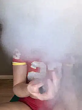 Snapshot of DarleenHot chatting on December 3, 2025, 12:48 pm DarleenHot online show from December 3, 2025, 12:48 pm