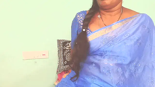 Snapshot of shrutitelugu69 chatting on May 1, 2026, 5:07 pm shrutitelugu69 online show from May 1, 2026, 5:07 pm