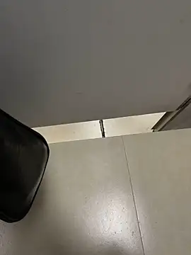 Snapshot of Asia-Lynn chatting on March 19, 2025, 10:44 am Asia-Lynn online show from March 19, 2025, 10:44 am