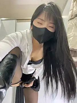 Snapshot of Asia-Lynn chatting on January 21, 2025, 4:37 pm Asia-Lynn online show from January 21, 2025, 4:37 pm