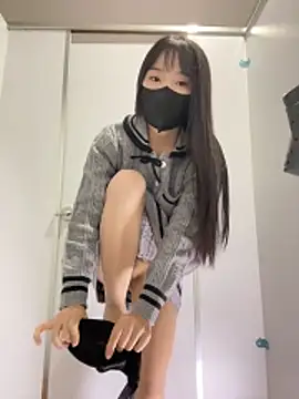 Snapshot of Asia-Lynn chatting on December 3, 2025, 1:21 pm Asia-Lynn online show from December 3, 2025, 1:21 pm