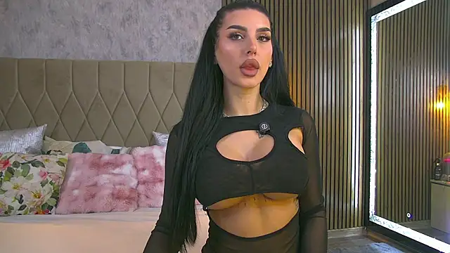 Snapshot of AmyBlair chatting on November 19, 2025, 8:36 am AmyBlair online show from November 19, 2025, 8:36 am