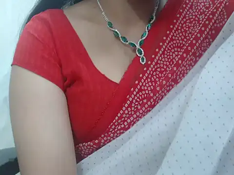 Snapshot of Lovely_Siri_23 chatting on December 17, 2025, 7:02 am Lovely Siri 23 online show from December 17, 2025, 7:02 am