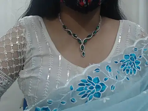 Lovely Siri 23 online show from December 4, 2025, 7:46 pm