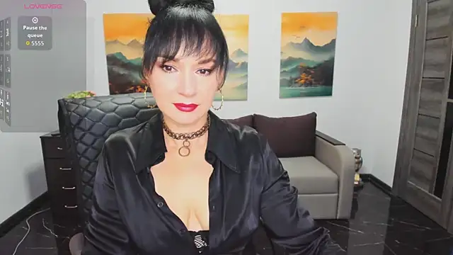 Snapshot of Sofia_Ford chatting on September 21, 2025, 6:29 am Sofia Ford online show from September 21, 2025, 6:29 am