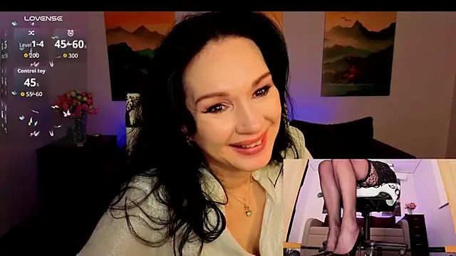 Sofia Ford online show from April 17, 2026, 7:44 am