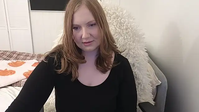 lilleambi online show from December 5, 2025, 1:43 pm