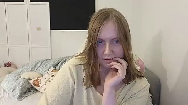 lilleambi online show from March 6, 2026, 8:37 pm