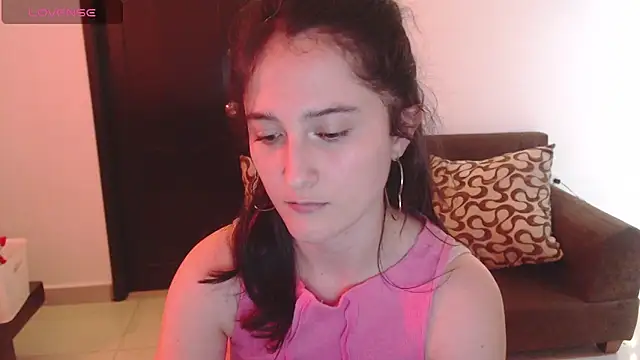 Snapshot of AlissonnFoxx chatting on February 2, 2025, 5:53 am AlissonnFoxx online show from February 2, 2025, 5:53 am