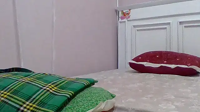 sweet-fancy online show from May 8, 2026, 7:56 am