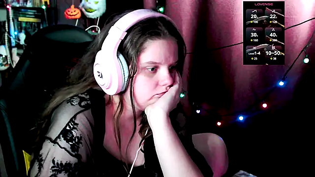 Snapshot of so_cute777 chatting on December 18, 2025, 7:02 am so cute777 online show from December 18, 2025, 7:02 am