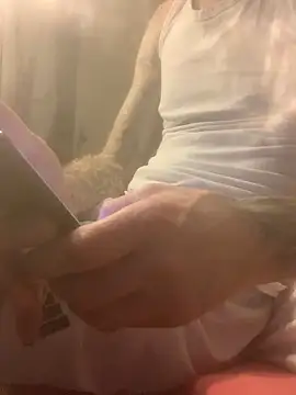 Snapshot of PIercingBoy38 chatting on February 27, 2025, 8:53 pm PIercingBoy38 online show from February 27, 2025, 8:53 pm