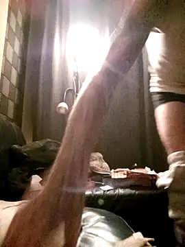 Snapshot of PIercingBoy38 chatting on November 20, 2025, 9:04 pm PIercingBoy38 online show from November 20, 2025, 9:04 pm