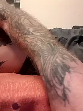 Snapshot of PIercingBoy38 chatting on March 11, 2025, 8:53 pm PIercingBoy38 online show from March 11, 2025, 8:53 pm