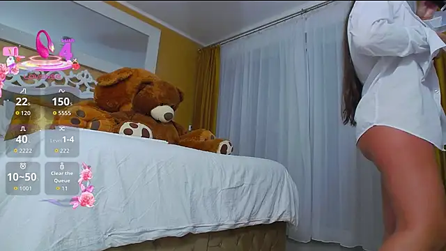 GoldenCaroline online show from February 20, 2026, 5:04 pm