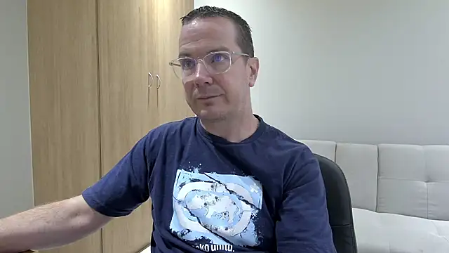 BrettJ81 online show from April 13, 2026, 10:30 am