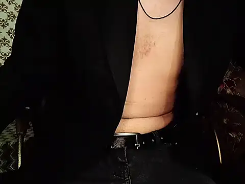 Snapshot of BrownBoy69666 chatting on December 28, 2024, 1:50 am BrownBoy69666 online show from December 28, 2024, 1:50 am