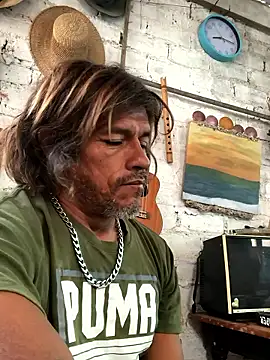 Snapshot of kvr27 chatting on January 11, 2026, 1:07 pm kvr27 online show from January 11, 2026, 1:07 pm