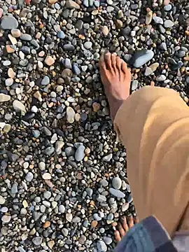 Snapshot of kvr27 chatting on January 12, 2026, 1:40 pm kvr27 online show from January 12, 2026, 1:40 pm