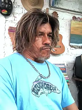 Snapshot of kvr27 chatting on December 16, 2025, 12:31 pm kvr27 online show from December 16, 2025, 12:31 pm