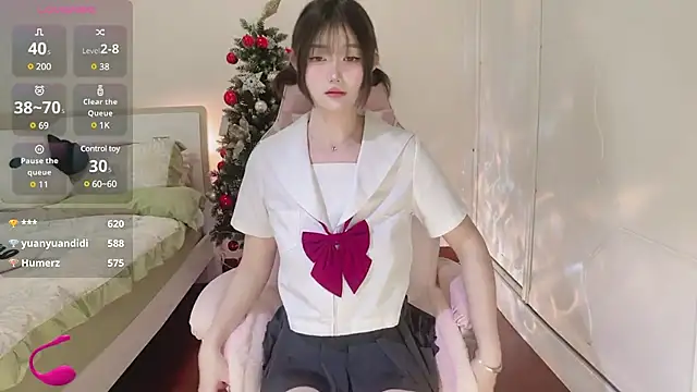 Dennielle- online show from January 30, 2025, 7:50 am