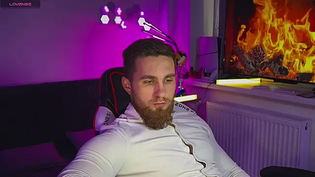 Sweeet  boy online show from April 1, 2026, 12:39 pm