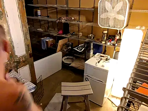 Snapshot of leahcimnikral chatting on September 20, 2025, 10:37 pm leahcimnikral online show from September 20, 2025, 10:37 pm