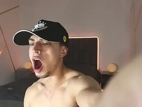 perlman gigolo2 online show from February 24, 2026, 10:43 pm