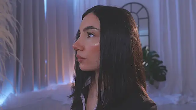 Snapshot of AmyArmstrong chatting on November 23, 2025, 2:49 pm AmyArmstrong online show from November 23, 2025, 2:49 pm