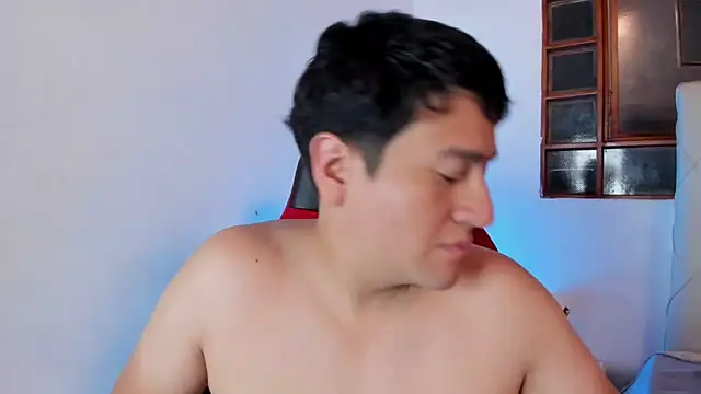 Snapshot of oliver_price1 chatting on February 20, 2026, 1:24 am oliver price1 online show from February 20, 2026, 1:24 am