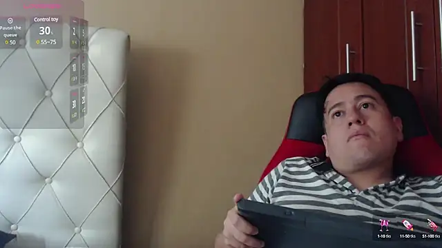 Snapshot of oliver_price1 chatting on March 17, 2025, 11:46 pm oliver price1 online show from March 17, 2025, 11:46 pm