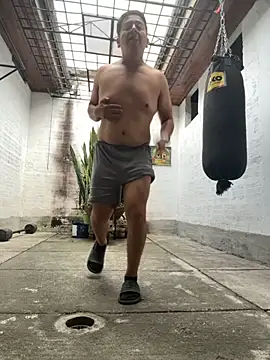 Snapshot of oliver_price1 chatting on September 12, 2025, 9:14 pm oliver price1 online show from September 12, 2025, 9:14 pm