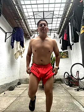 Snapshot of oliver_price1 chatting on October 9, 2025, 7:25 pm oliver price1 online show from October 9, 2025, 7:25 pm