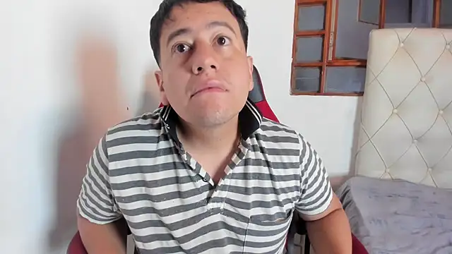 Snapshot of oliver_price1 chatting on March 2, 2026, 11:50 am oliver price1 online show from March 2, 2026, 11:50 am