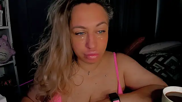 CumOnMy Tits online show from October 28, 2025, 2:01 am