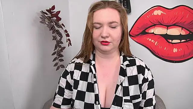 Snapshot of LaraDream chatting on February 22, 2026, 2:19 pm LaraDream online show from February 22, 2026, 2:19 pm