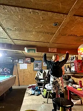 Snapshot of DillPie chatting on November 23, 2025, 11:09 am DillPie online show from November 23, 2025, 11:09 am