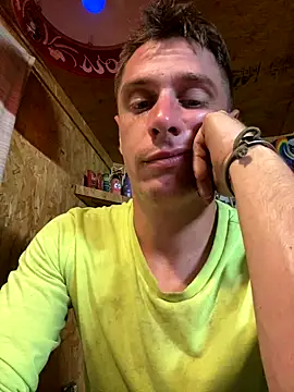 Snapshot of DillPie chatting on November 20, 2025, 3:40 am DillPie online show from November 20, 2025, 3:40 am