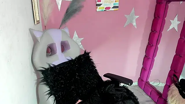 Snapshot of body_brown chatting on January 10, 2026, 7:53 pm body brown online show from January 10, 2026, 7:53 pm