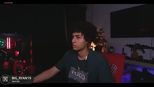 Snapshot of bigryann23 chatting on February 8, 2025, 3:30 am bigryann23 online show from February 8, 2025, 3:30 am