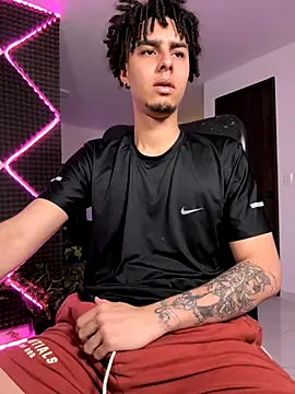 Snapshot of bigryann23 chatting on November 26, 2025, 3:28 am bigryann23 online show from November 26, 2025, 3:28 am